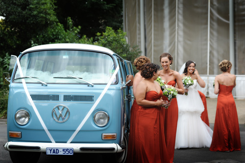 Stephanie, Brad and bridesmaids with Mildred the Kombi Stephanie-and-Brad-wedding-bridesmaids-waiting.jpg